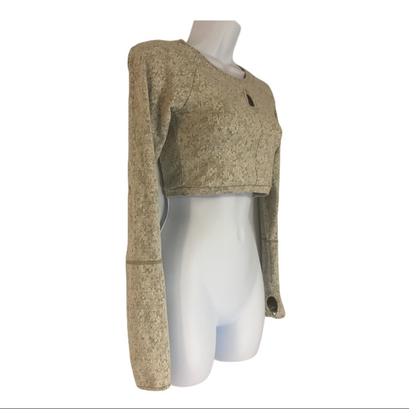 Gymshark Fleur Textured Crop Top - Picture 2 of 5